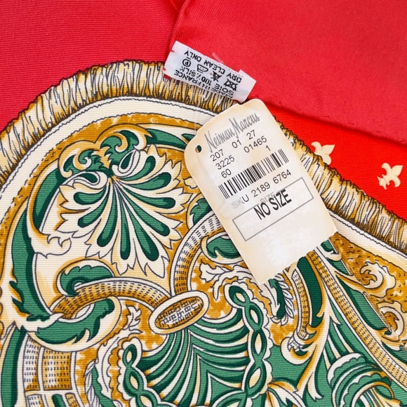 NWT Vintage Hermes Scarf “Selles à Housse” in Red - Picture 3 of 9